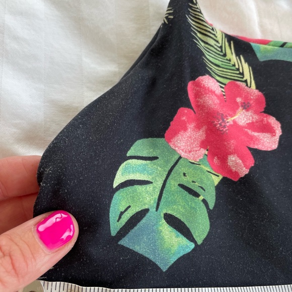 Midori Bikini Top XL - Picture 5 of 5